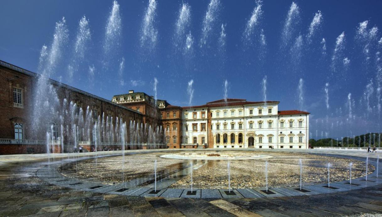 Alle Porte Della Reggia Венарія-Реале Екстер'єр фото